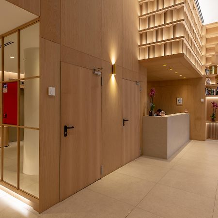 Apartamentos Recoletos Madrid Dış mekan fotoğraf