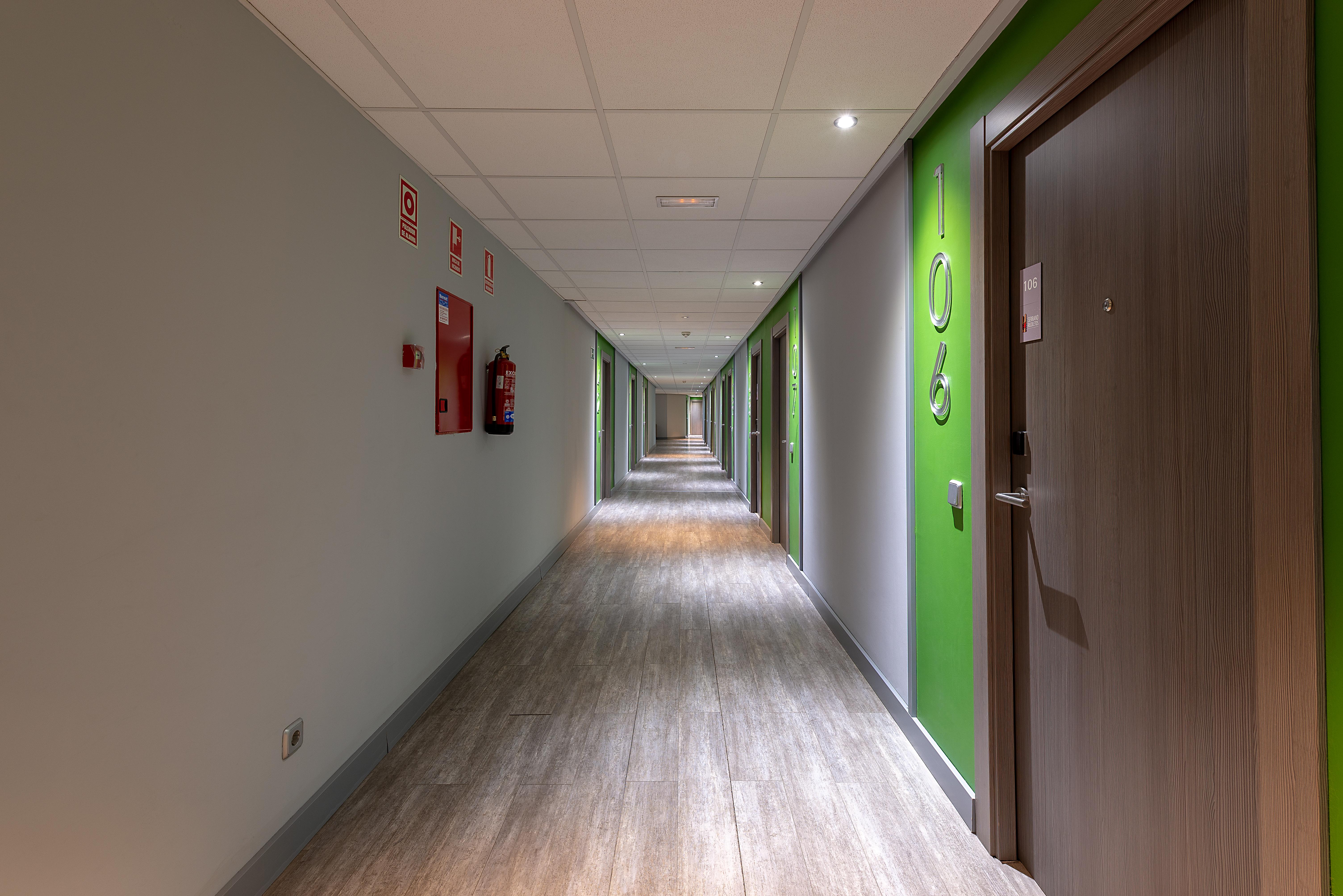 Apartamentos Recoletos Madrid Dış mekan fotoğraf