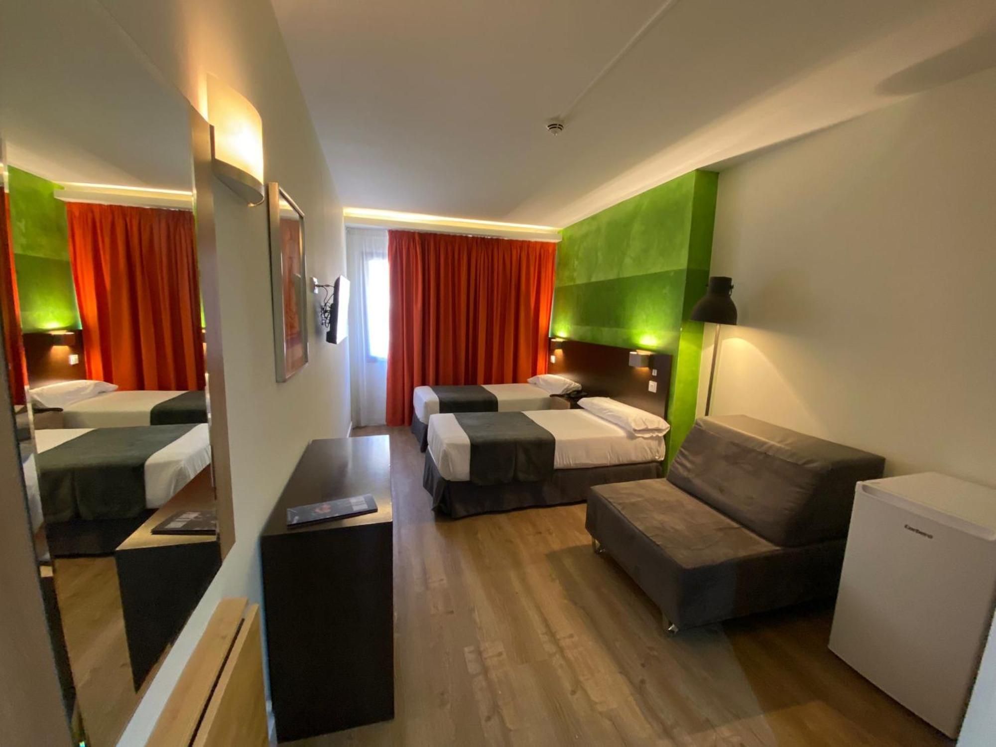 Apartamentos Recoletos Madrid Dış mekan fotoğraf
