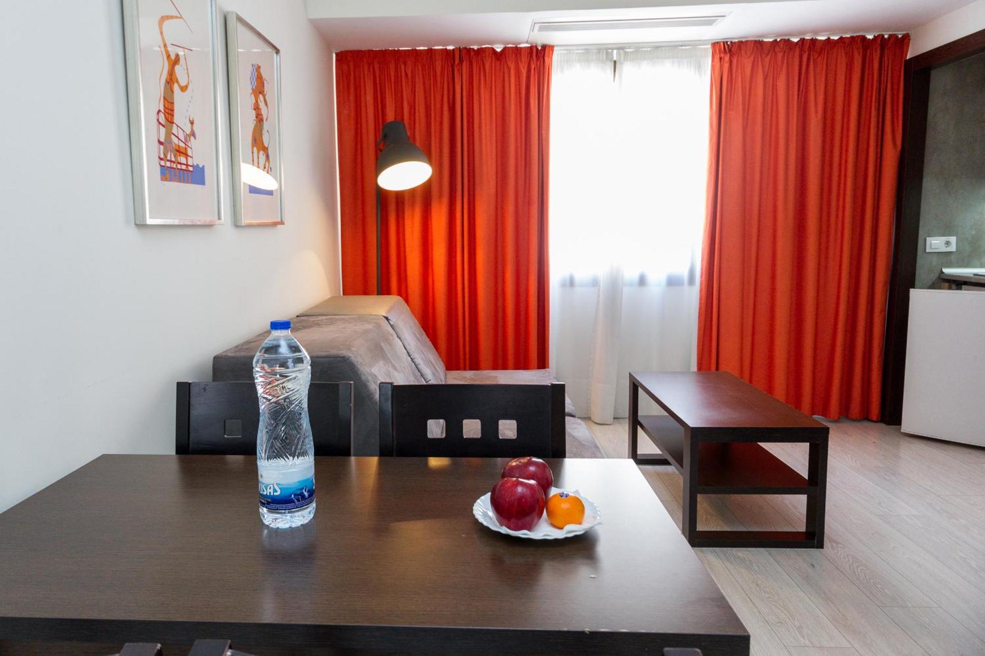 Apartamentos Recoletos Madrid Dış mekan fotoğraf